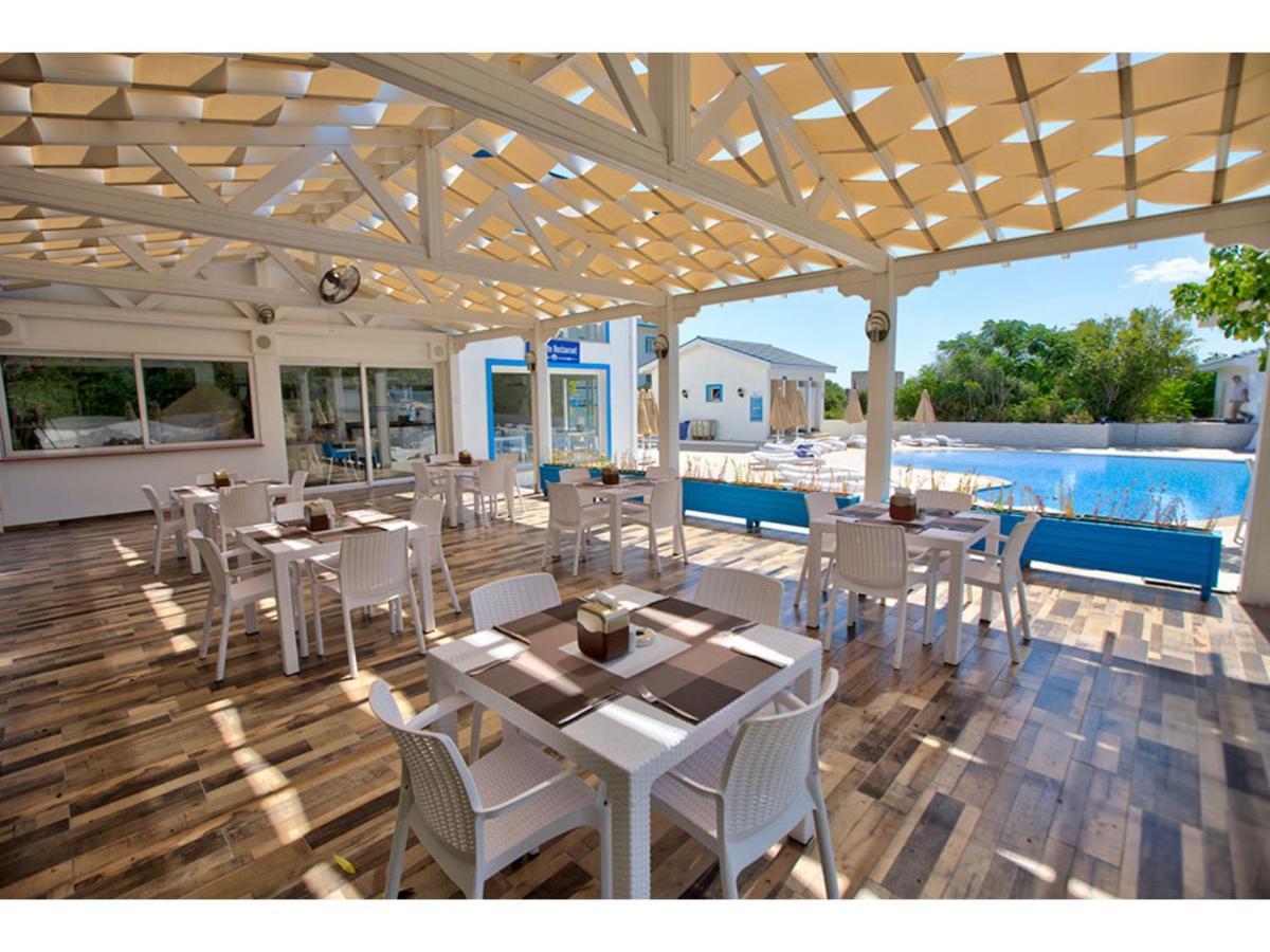 Queen Aphrodite Hotel Karpasa Екстериор снимка